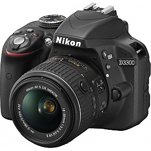 Nikon D3300 18-105 mm lens